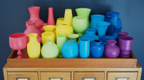 Rainbow style: How to create DIY painted vases for a bookshelf