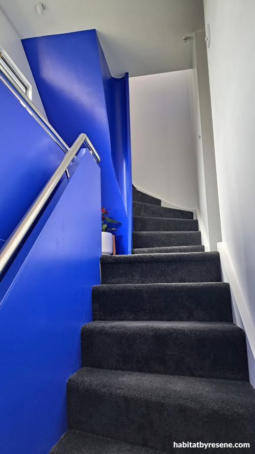 Entranceway and stairwell featuring Resene Ultramarine