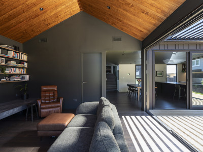 Beneath the mountain’s gaze: A home built for the view and the future Beneath the mountain’s gaze: A home built for the view and the future