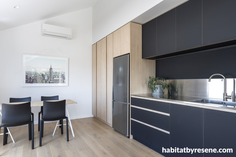 Black and White Kitchen