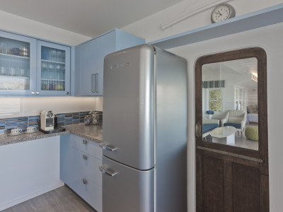 Decorating a bach Decorating a bach