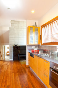 Keith and Esther's Sunny Beachside Home - in the City Keith and Esther's Sunny Beachside Home - in the City