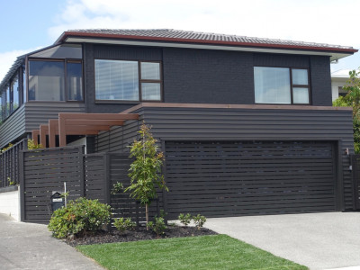 Exteriors: rescuing plain Jane houses Exteriors: rescuing plain Jane houses