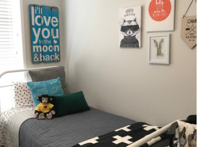 Joanne and Chris bring beachy brights to their B&B Joanne and Chris bring beachy brights to their B&B