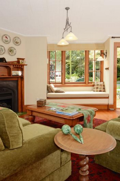 Don and Liz Return Their 1908 Bungalow to its Original Style Don and Liz Return Their 1908 Bungalow to its Original Style