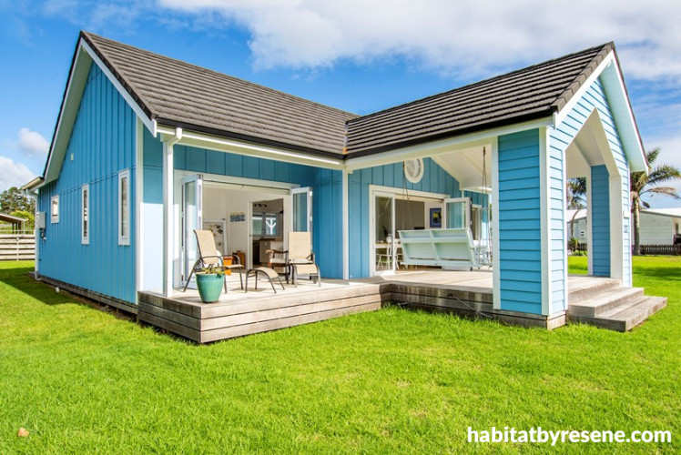 blue house, blue exterior, blue cottage, outdoor living, deck, blue painted weatherboards 