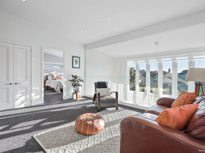 Stuart and Tracey’s stunning light-flooded home