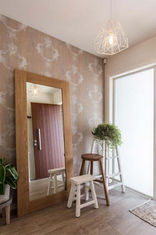 hall, entry way, entranceway, hallway, wallpaper