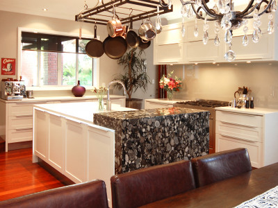 Alun and Julie's Country Manor