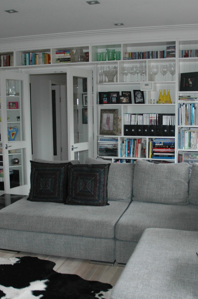 Adam and Debra's Black and White Bungalow