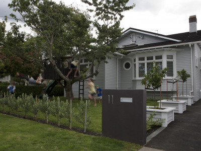 Rohan and Justine's Family Home with Modern Style Rohan and Justine's Family Home with Modern Style