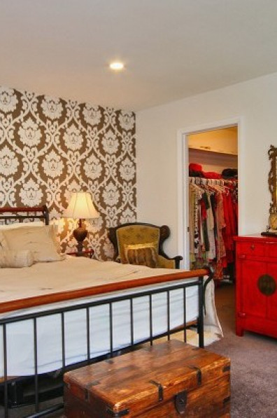 Mike and Yuan's Dramatically Decorated International-Style Home