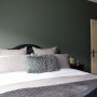 grey, bedroom, green, resene viktor, castle