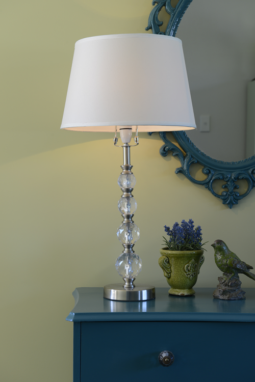 green, upcycled, bedroom, vintage, painted furniture, paint ideas, paint trends