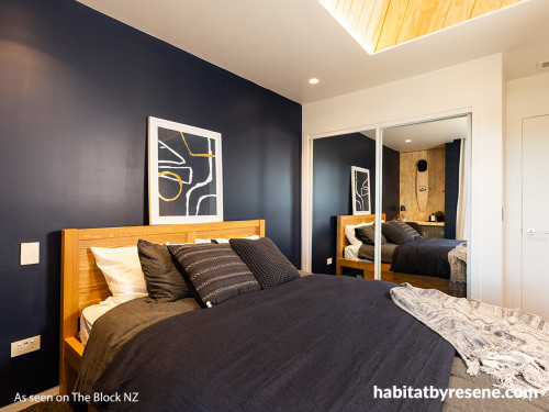 navy bedroom, boys bedroom, dark blue feature wall, teenagers bedroom, wood headboard
