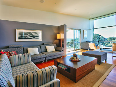 Julie's Home on the Water's Edge