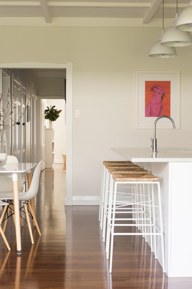 Jamie and Harriet find the perfect white Jamie and Harriet find the perfect white