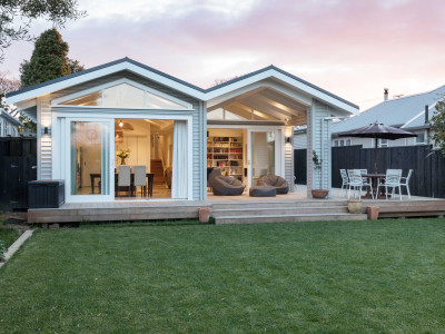Emma and Henry’s Pt. Chev bungalow gets an indoor-outdoor makeover Emma and Henry’s Pt. Chev bungalow gets an indoor-outdoor makeover