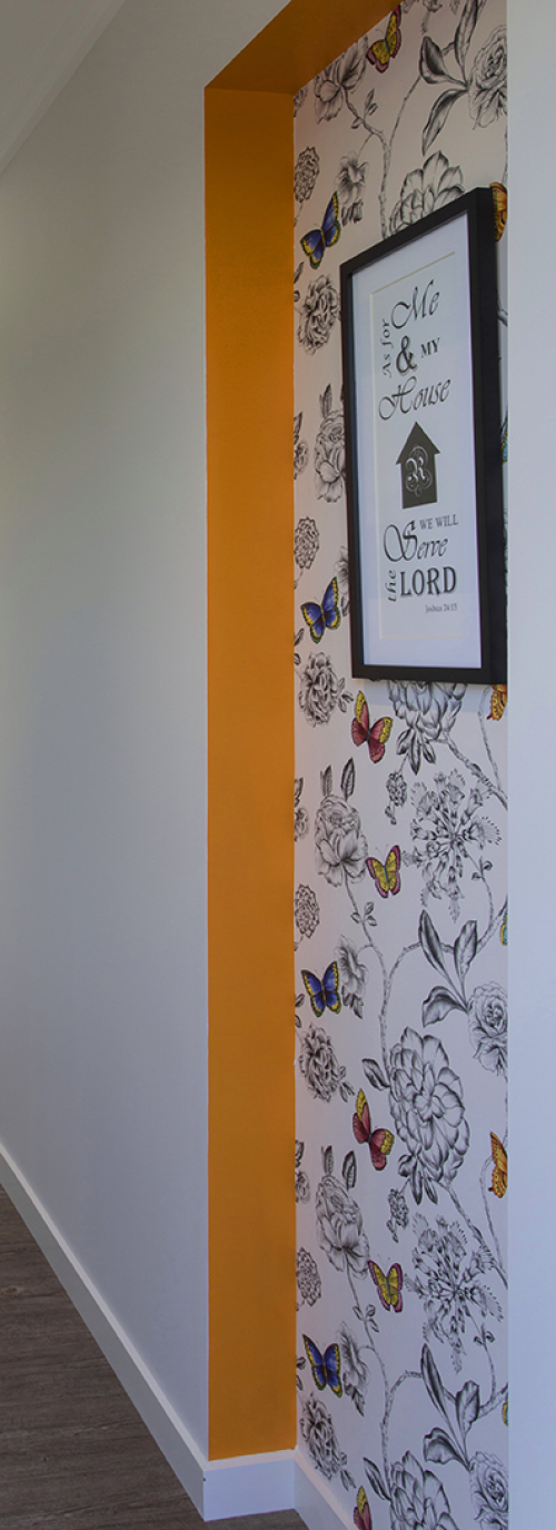 1970s house, paint ideas, paint trends, feature wall, hallway, wall paper