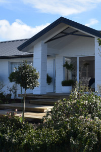 Amanda and Steve make a massive move and end up with their dream home