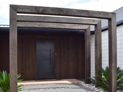 Bryce and Olivia switch up the industrial look