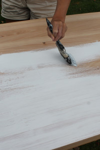 DIY project: whitewash tabletop DIY project: whitewash tabletop