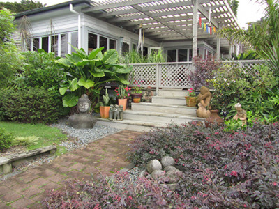 Reader project: Sandra and Greg get with the greens