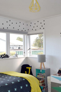 Rebecca and Sean swap 70s beige for bold colour