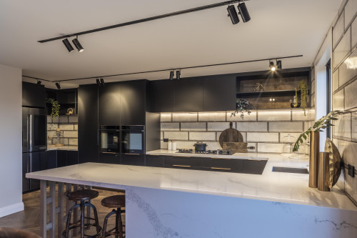 kitchen inspiration, kitchen ideas, kitchen design, black and white kitchen, interior design