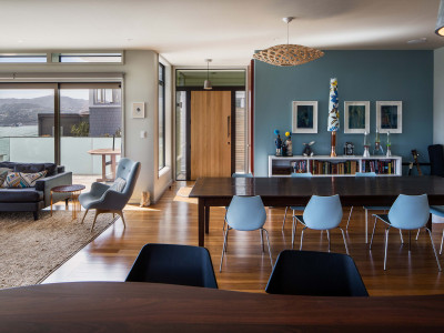 John goes vibrant with harbour side views John goes vibrant with harbour side views