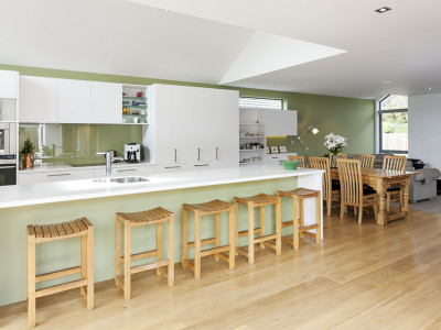 Peter and Kathy’s contemporary cool bungalow Peter and Kathy’s contemporary cool bungalow