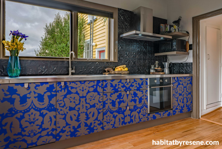 kitchen, blue kitchen, blue and gold cabinetry, patterned cabinetry, grey kitchen