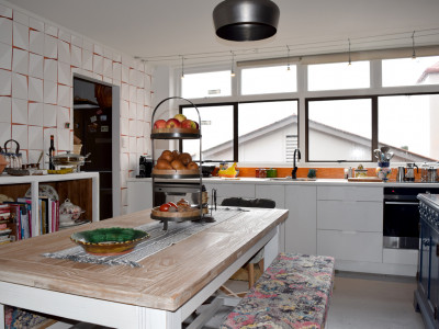 Kay’s whimsical wallpapered Morrinsville home Kay’s whimsical wallpapered Morrinsville home