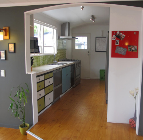 kitchen, retro, retro kitchen, 1970s home, green kitchen, grey, green, teal