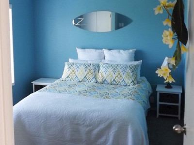 Decorating a bach Decorating a bach