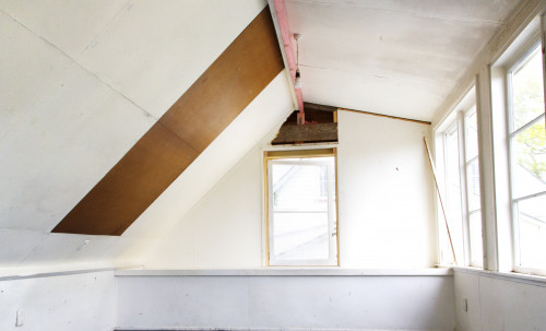 how to make a distressed timber wall, diy, loft decorating
