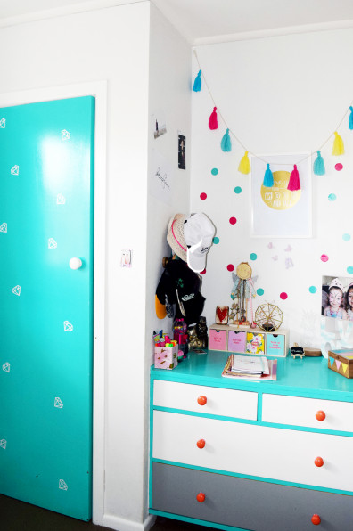 Rebecca and Sean swap 70s beige for bold colour