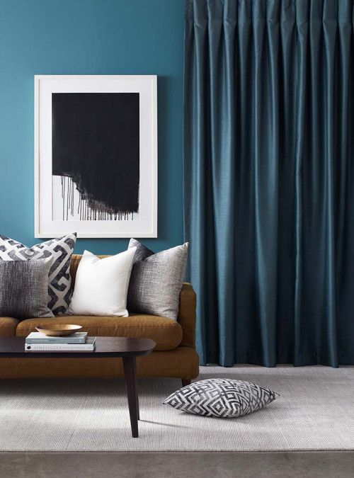 living room, lounge, blue lounge, blue living room, blue curtains, blue painted wall