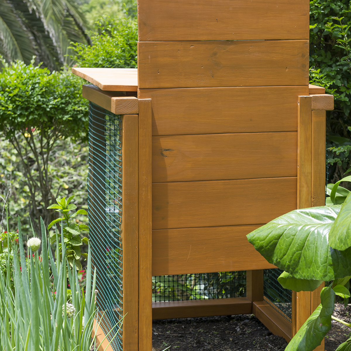 Make a compost bin Habitat by Resene