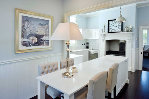 kitchen, dining, blue, villa, resene albescent white