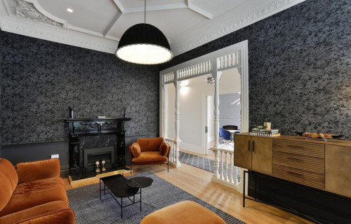 wallpaper inspiration, living room ideas, black and white interior ideas, wallpaper feature wall