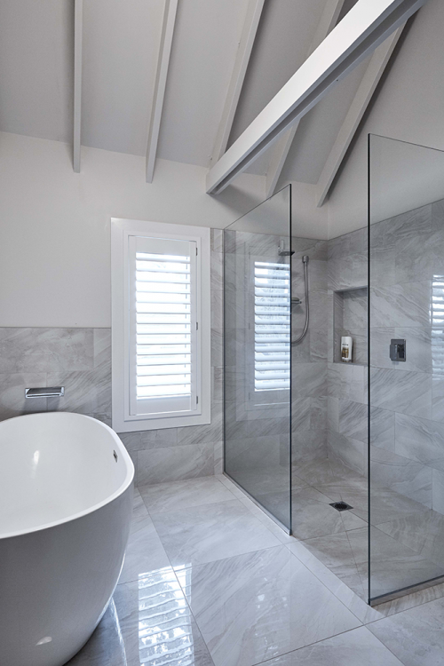 white, bathroom, ensuite, paint ideas, paint and mould