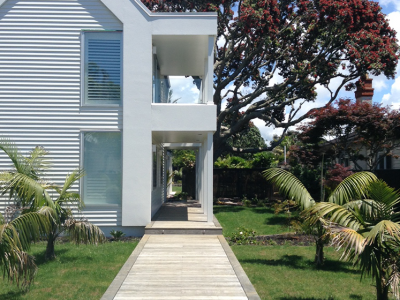 Ian and Sharon's breezy seaside scheme