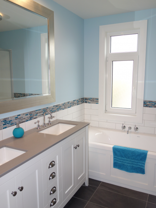 blue bathroom, kid's bathroom, kid's room, bathroom