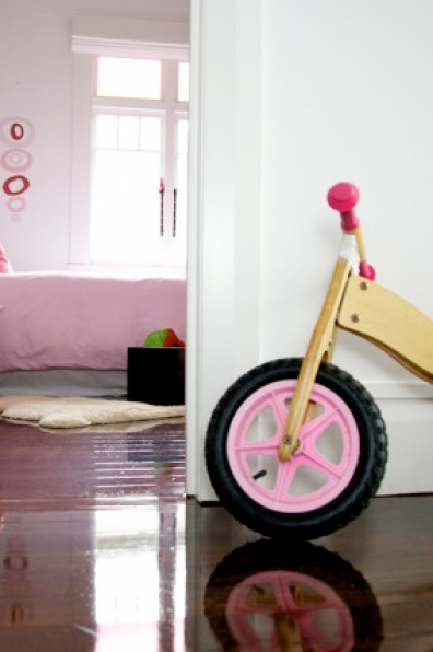 Dave and Anna's Bright Bungalow Dave and Anna's Bright Bungalow