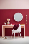 Rethinking pink and red walls