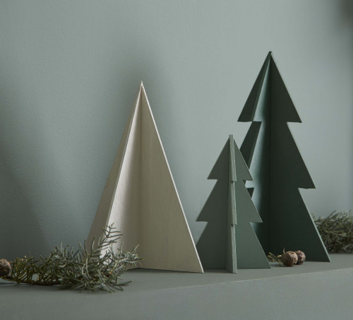 green, decorating with green, green rooms, green living rooms, christmas, christmas decorations, dec