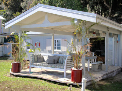 Go beachy chic Hamptons-style Go beachy chic Hamptons-style