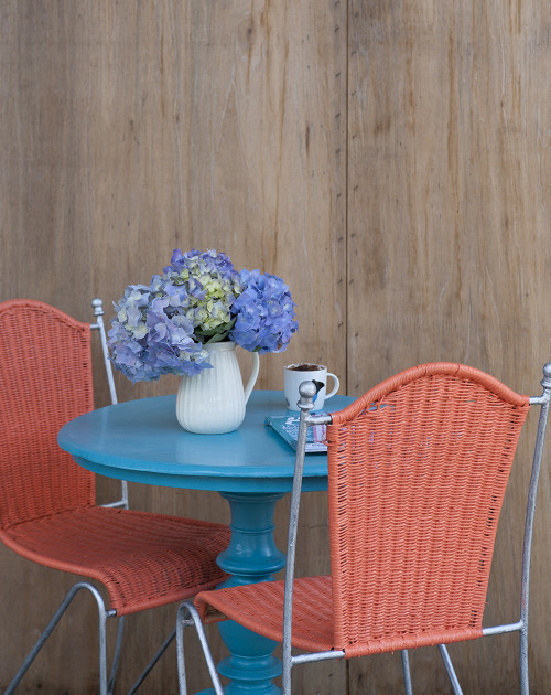 wicker chair makeover, diy, orange chair, orange paint, Resene Flamingo