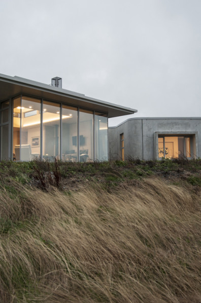 Ann and Noel mix soft with hard Ann and Noel mix soft with hard